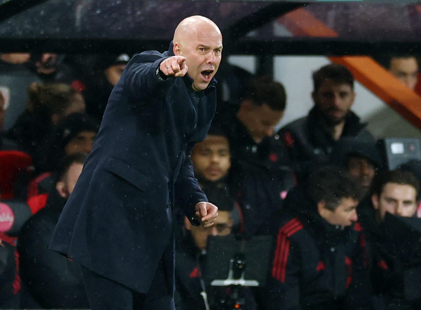 登录入口-菲尔·汤普森:斯洛特不该承受压力 下赛季利物浦能英超夺冠