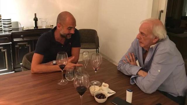 app下载-瓜迪奥拉悼念梅诺蒂：阿根廷足球最伟大的领路人